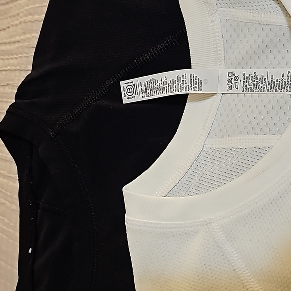 Set of 3 ATHLETA Momentum tees size XS - Picture 5 of 10